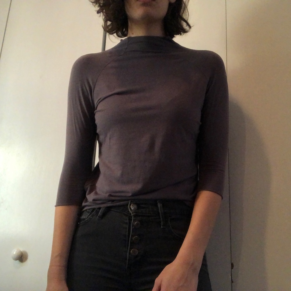 3/4 sleeve mock neck tee